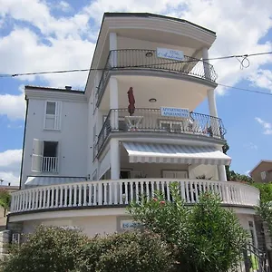 Antonia Apartament